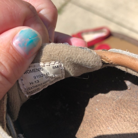 Sperry - Picture 2 of 3